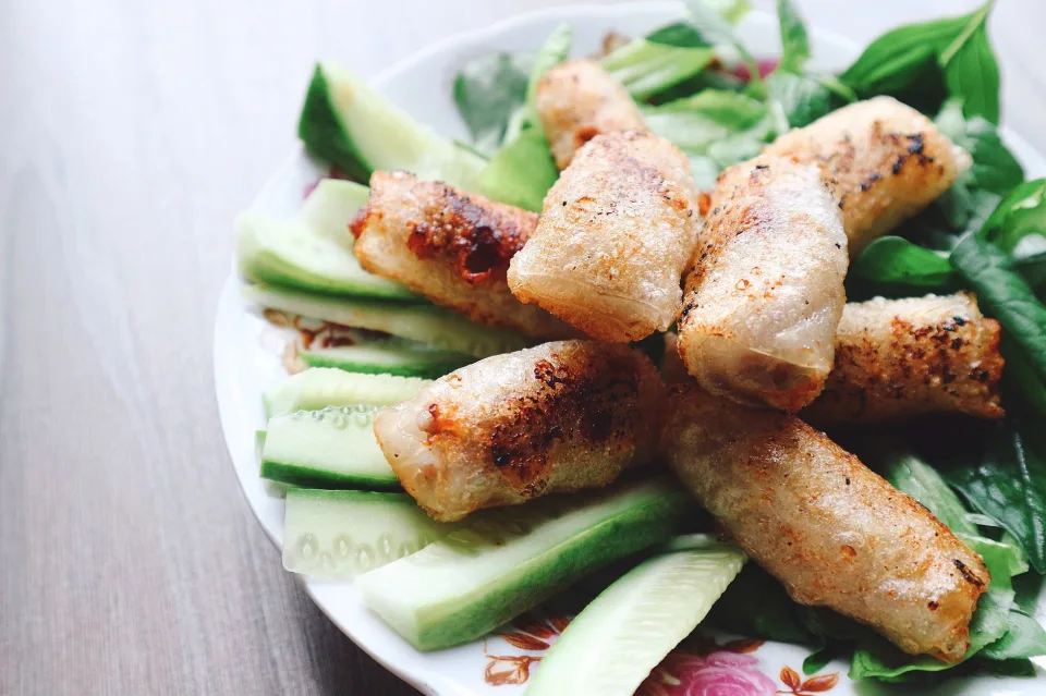 Sân ngoài trời buổi tối